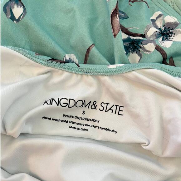 Swimsuit Vintage Style Halter One Piece in Green Dogwood Floral Print Size S - Picture 9 of 9
